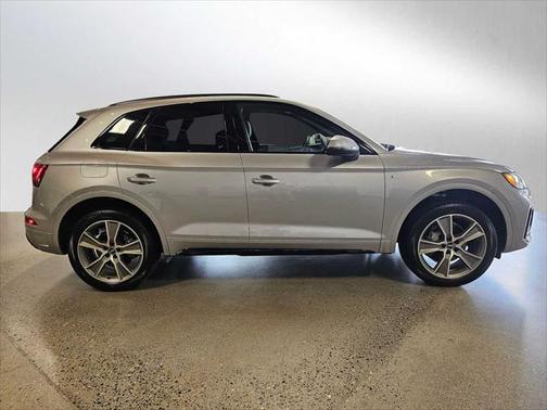 2025 Audi Q5 Premium 45 TFSI S line quattro