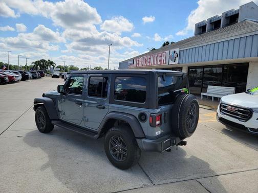 Anvil Clearcoat 2024 Jeep Wrangler Sport