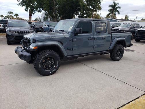 Anvil Clearcoat 2026 Jeep Gladiator Sport