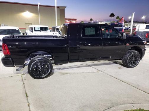 Diamond Black 2026 RAM 2500 Laramie
