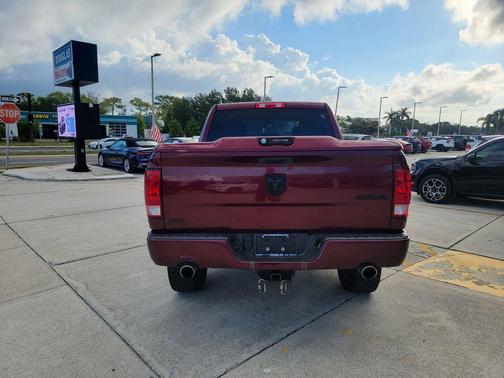 Delmonico Red Pearlcoat 2019 RAM 1500 Classic Express