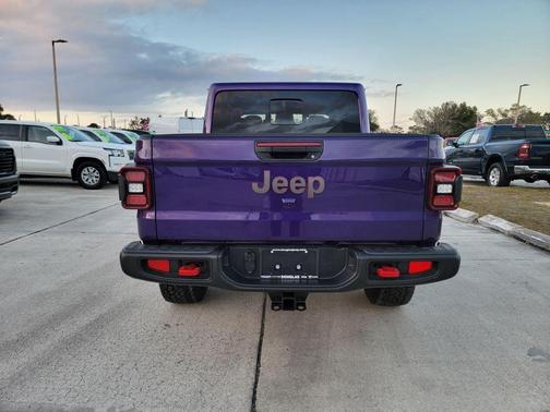 REIGN 2026 Jeep Gladiator Rubicon
