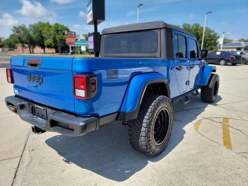 Hydro Blue Pearlcoat 2021 Jeep Gladiator Sport