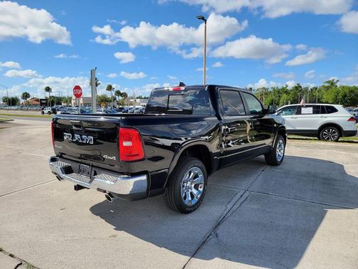 Diamond Black 2026 RAM 1500 Big Horn/Lone Star