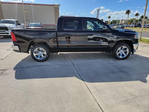 Diamond Black 2026 RAM 1500 Big Horn/Lone Star