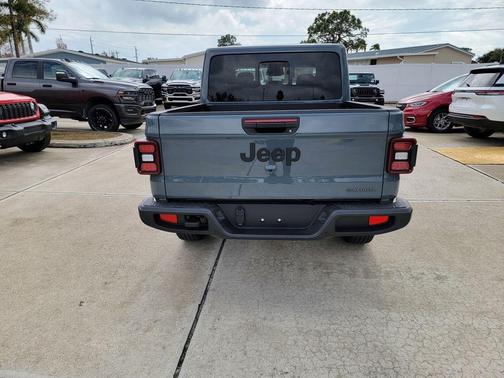 Anvil Clearcoat 2026 Jeep Gladiator Sport
