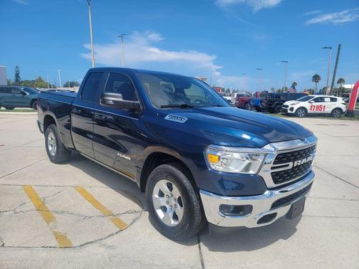 Patriot Blue Pearlcoat 2023 RAM 1500 Big Horn