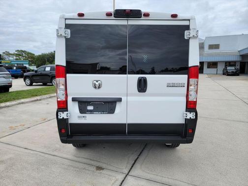 Bright White Clearcoat 2025 RAM ProMaster 2500 Base