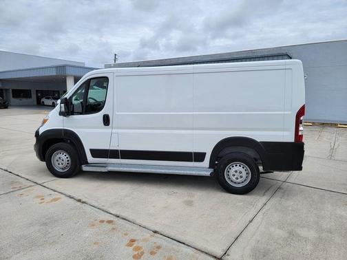 Bright White Clearcoat 2025 RAM ProMaster 2500 Base