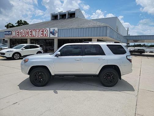 Classic Silver Metallic 2023 Toyota 4Runner SR5 Premium