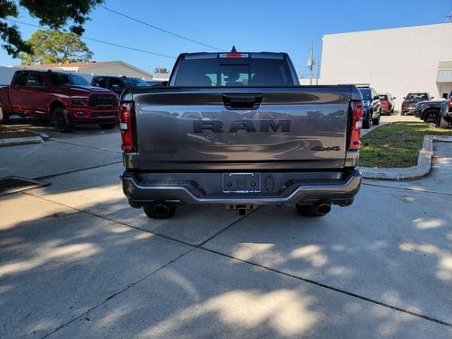 Granite Crystal Clearcoat Metallic 2026 RAM 1500 Big Horn/Lone Star