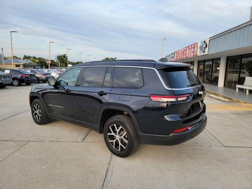 Midnight Sky 2024 Jeep Grand Cherokee L Limited