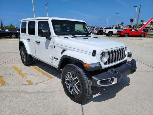 Bright White Clearcoat 2025 Jeep Wrangler Sahara