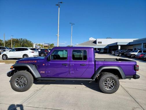 REIGN 2026 Jeep Gladiator Mojave