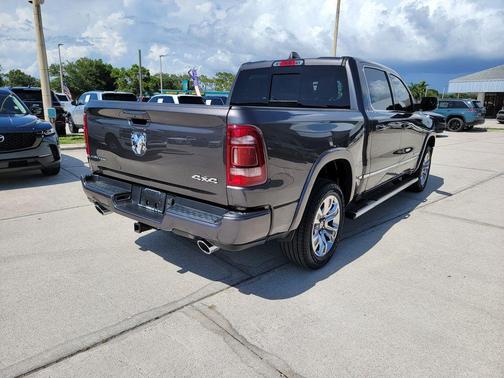 Granite Crystal Clearcoat Metallic 2023 RAM 1500 Limited
