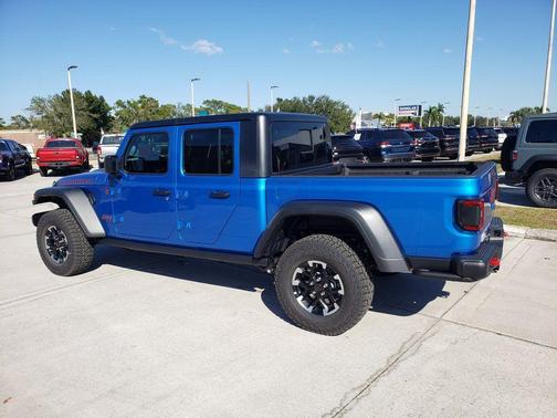 Hydro Blue Pearlcoat 2026 Jeep Gladiator Rubicon