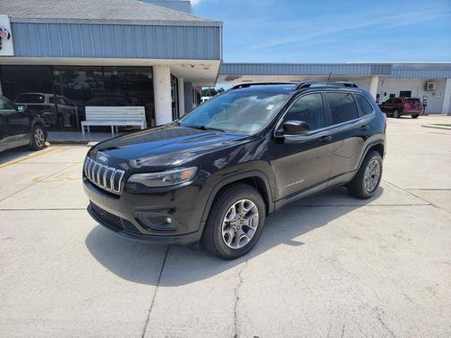 Diamond Black 2022 Jeep Cherokee Latitude Lux