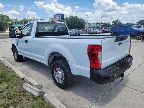 Oxford White 2022 Ford F-250 XL