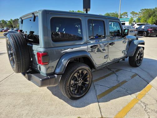 Anvil Clearcoat 2025 Jeep Wrangler 4xe Sahara