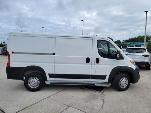 Bright White Clearcoat 2025 RAM ProMaster 2500 Base