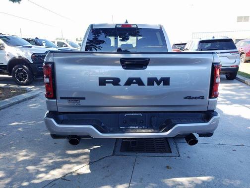 Billet Silver Metallic Clearcoat 2026 RAM 1500 Big Horn/Lone Star