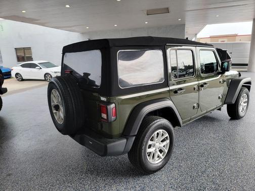 Sarge Green Clearcoat 2023 Jeep Wrangler Sport