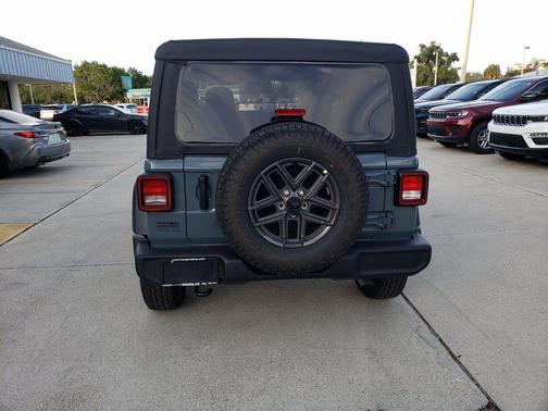 Anvil Clearcoat 2026 Jeep Wrangler Sport