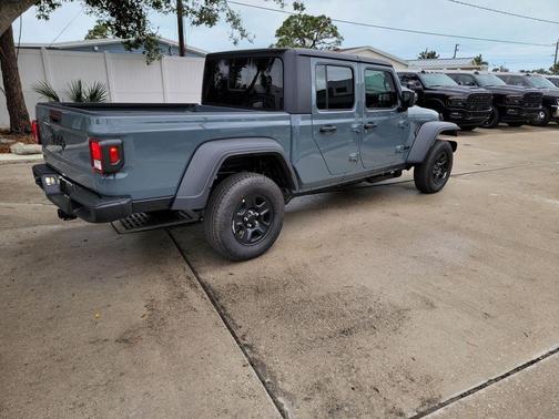 Anvil Clearcoat 2026 Jeep Gladiator Sport