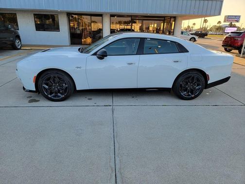 Bright White Clearcoat 2026 Dodge Charger R/T
