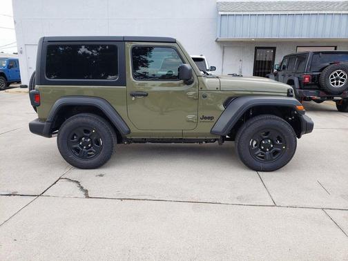 PJ5 2026 Jeep Wrangler Sport