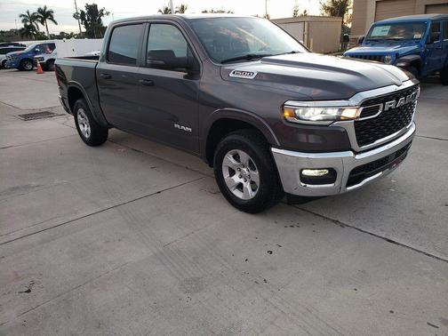 Granite Crystal Clearcoat Metallic 2026 RAM 1500 Big Horn/Lone Star
