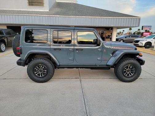 Anvil Clearcoat 2026 Jeep Wrangler Rubicon