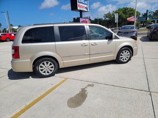 Cashmere / Sandstone Pearlcoat 2015 Chrysler Town & Country Touring