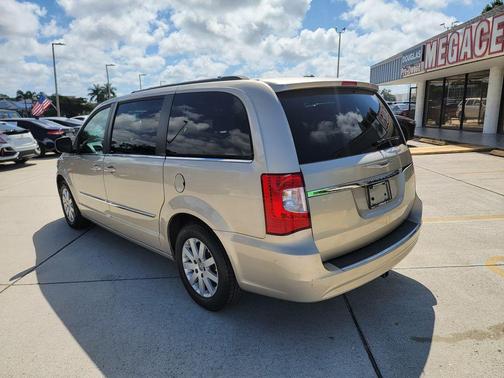 Cashmere / Sandstone Pearlcoat 2015 Chrysler Town & Country Touring