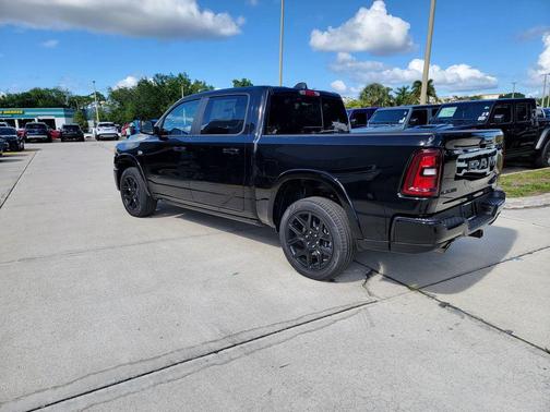 Diamond Black 2026 RAM 1500 Laramie