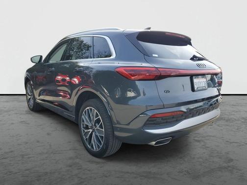 2025 Audi Q5 Premium Plus TFSI quattro S tronic