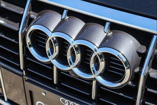 2025 Audi Q3 45 S line Premium Plus