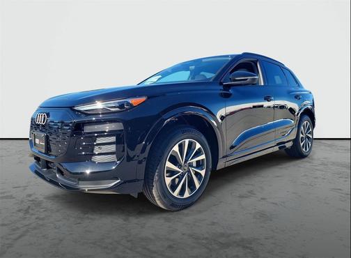2025 Audi Q6 e-tron Premium quattro