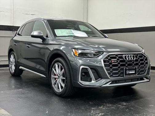 2025 Audi SQ5 3.0T Premium Plus