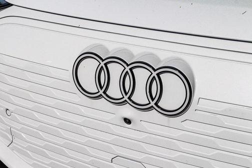 2025 Audi Q6 e-tron Premium