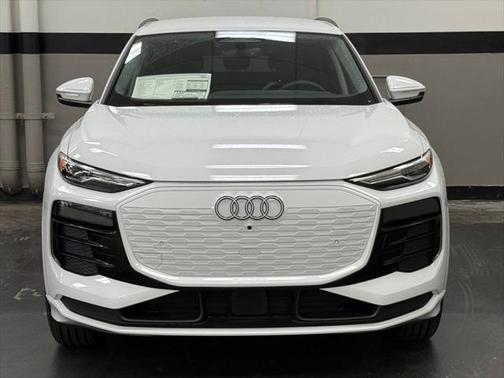 2025 Audi Q6 e-tron Premium