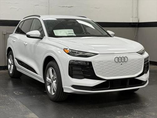 2025 Audi Q6 e-tron Premium