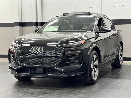 2025 Audi Q6 e-tron Prestige quattro