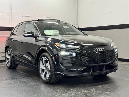 2025 Audi Q6 e-tron Prestige quattro