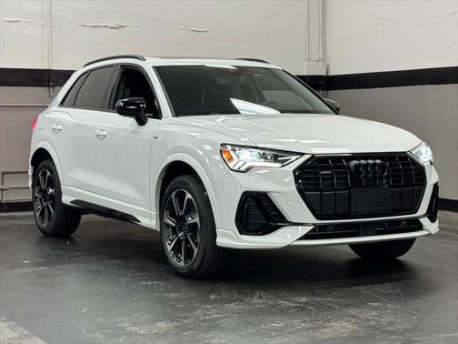 2025 Audi Q3 45 S line Premium Plus