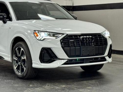 2025 Audi Q3 45 S line Premium Plus