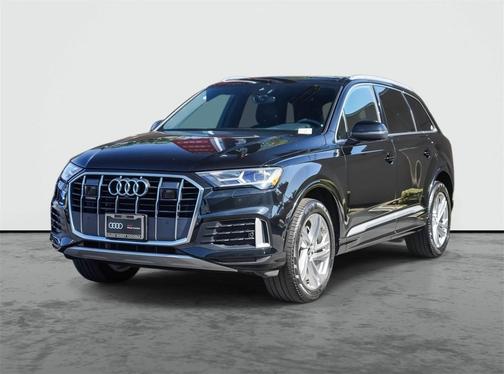 2023 Audi Q7 45 Premium