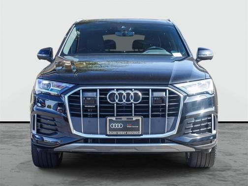 2023 Audi Q7 45 Premium