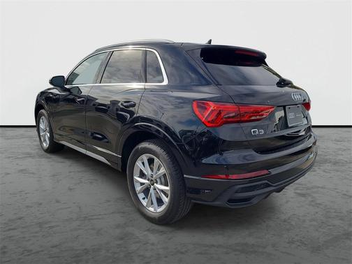 2025 Audi Q3 45 S line Premium Plus