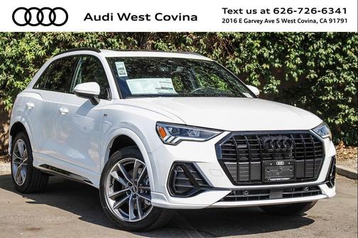 2025 Audi Q3 Premium 45 TFSI S line quattro Tiptronic